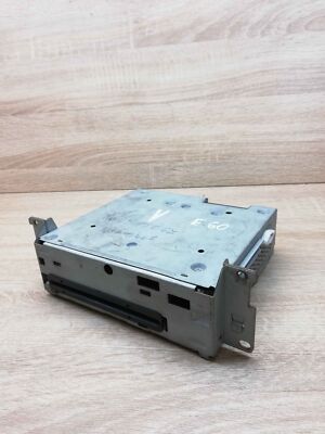 6944109 BMW 5 Series E60 E61 CD Player Audio Receiver Radio  
