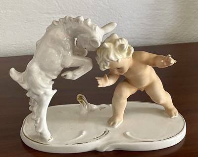 Junge mit Zieglein - ''Schaubach Kunst'' weiß-gold-Hautfarbe- Nr 96