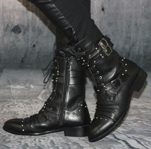 studded toe boots
