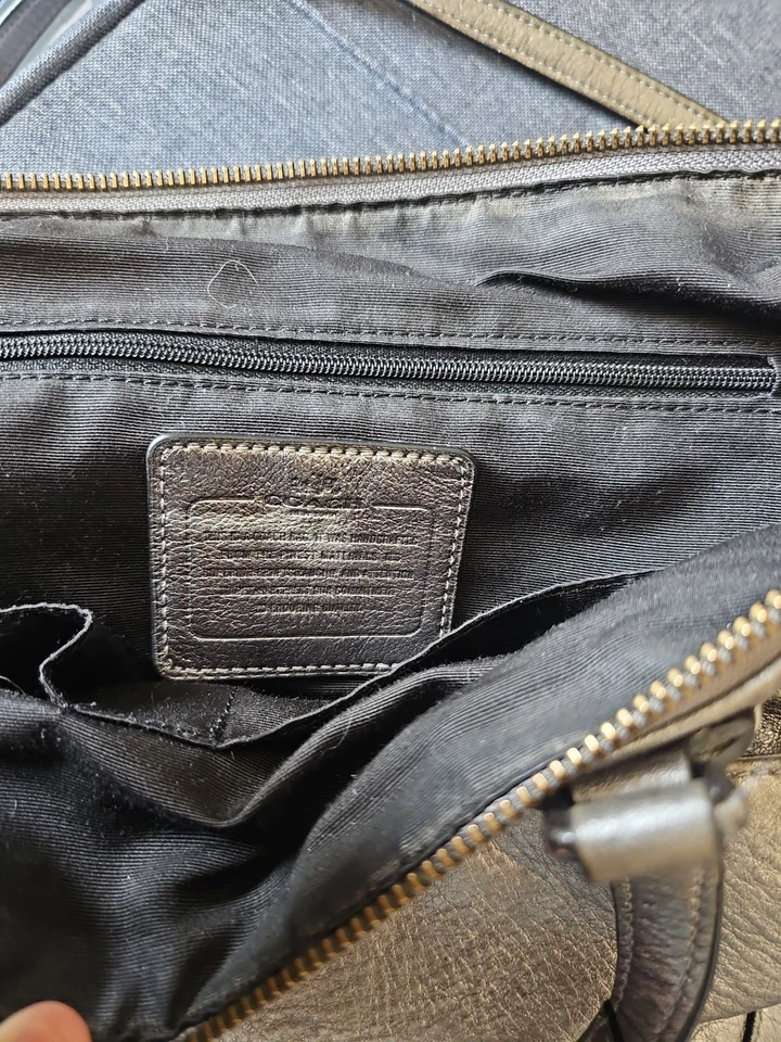 Coach Women's Grey Silver Metallic Leather Shoulder Bag - Image 4 of 4