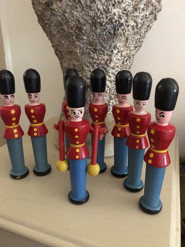 8 X Wooden Soldier Knockdown Game Twist The Boss Vintage Travel Holiday 6in High - Picture 4 of 11