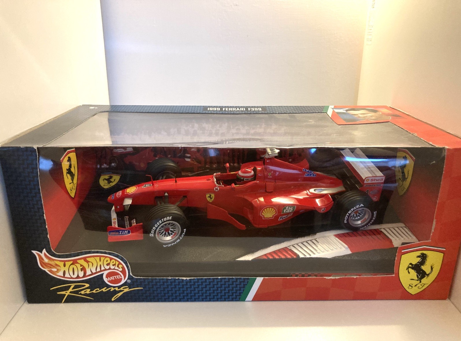 Hot Wheels Ferrari F399 1999 scala 1:18 Eddie Irvine - con scatola