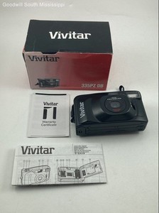 Vintage Vivitar 35mm Black Film Camera in Box point & Shoot NOT TESTED