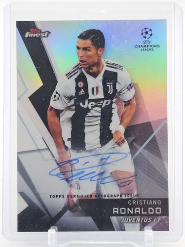 Cristiano Ronaldo 2018-19 Topps Finest UCL AUTO REFRACTOR #100 Juventus Q5220