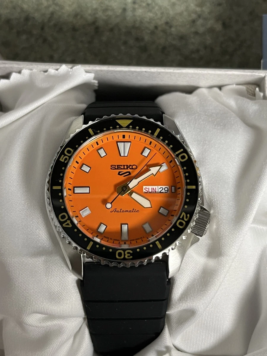 Seiko 5 Sports Mechanical (Automatic) Rubber Band Wristwatches for