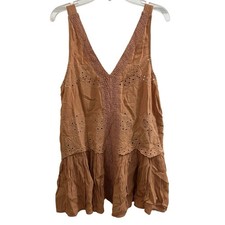 NWT American Eagle Eyelet Floral Boho Tiered Ruffle Sleeveless Top Tan XS/S New.