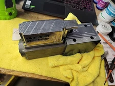 BOSCH Proportional Valve 0 811 404 752 Used From Running Machine