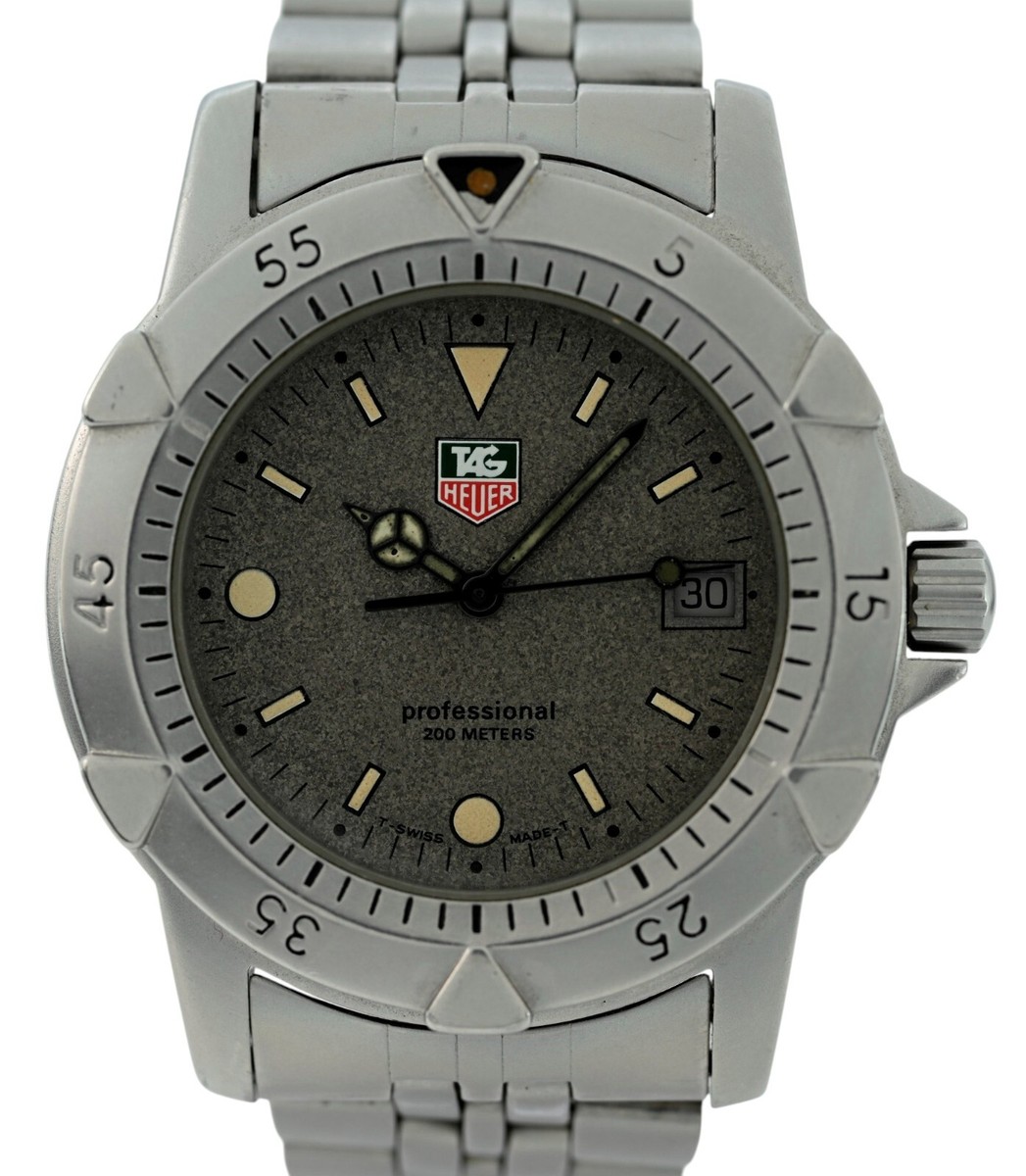 TAG Heuer Professional 200M ステンレススチール 時計 Tag Heuer Professional 200m Black Dial Chronograph Bracelet