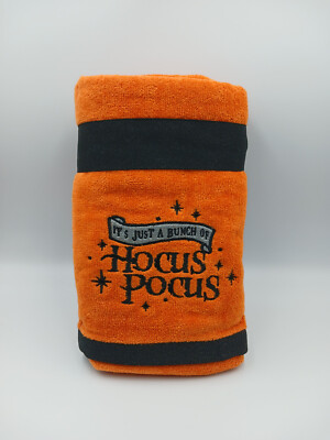 BRAND NEW SET 2 DISNEY HALLOWEEN ORANGE KITCHEN HAND TOWELS BUNCH of HOCUS POCUS