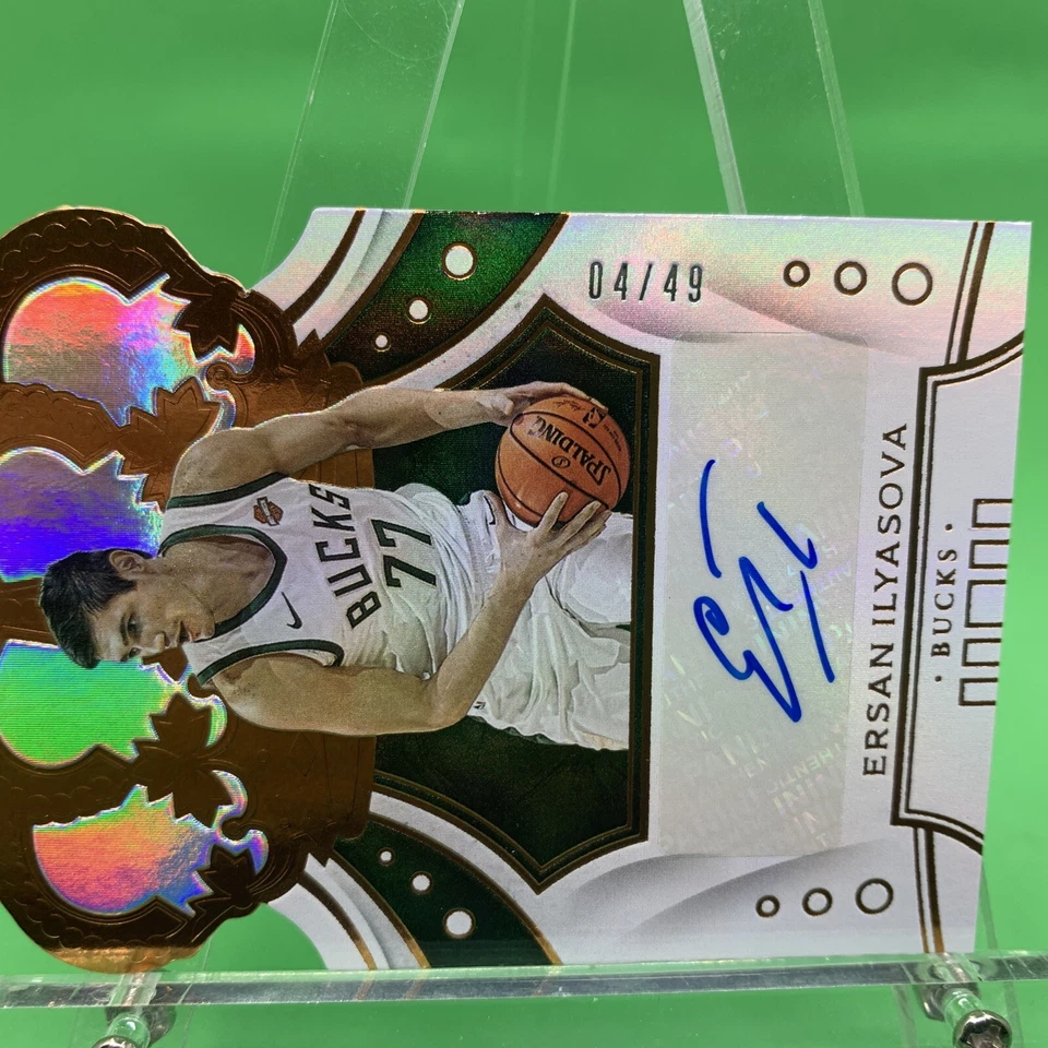Autógrafos Crown Royale Crown 2019-20 #50 Ersan Ilyasova/49 Foto 3 de 4