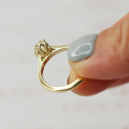 1.5Ct Oval Moissanite Simple Solitaire Engagement Ring 14K Yellow Gold Finish - 第 5/5 張圖片