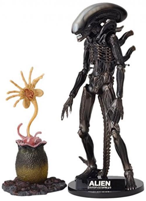 エイリアン　おさんぽフィギュアAlien Out for A Walk Amazon.com: Loot Crate Alien Out for A Walk Jo3bot Artist