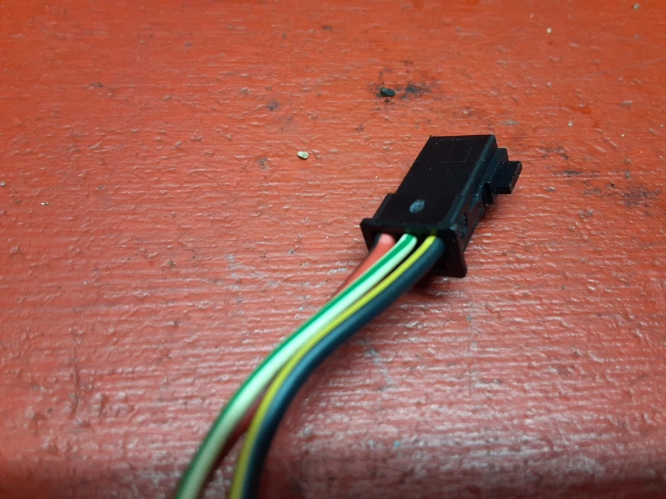 2007 Volvo V50 Ignition Switch PIGTAIL ONLY - Image 3 of 4