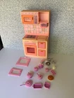 Barbie Vintage 1987 Sweet Roses 26-PC Cooking Center w/ 2 Extra Doors; Inc Set.