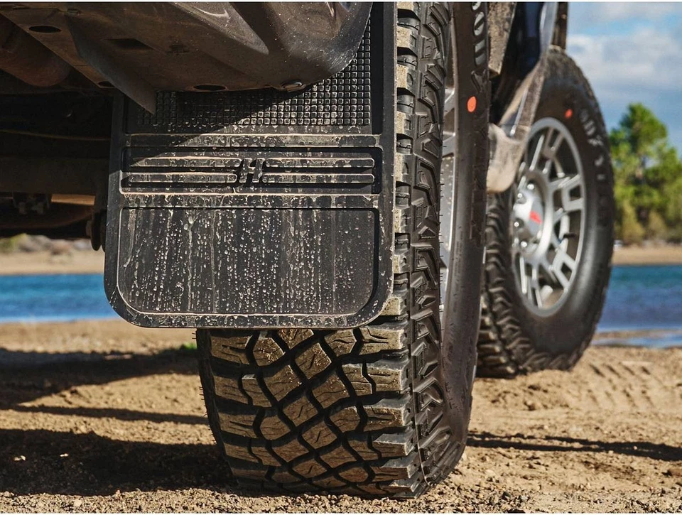 Husky Liners 55100 MudDog Mud Flaps Rear Pair Without Weights Foto 3 de 4