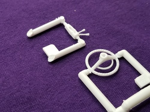 63 Chevy Impala STEERING WHEEL COLUMN from Revell 1:25 Model Kit 1963 Chevrolet - Picture 6 of 8