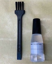 WAHL TRAVEL SIZE 5ML CLIPPER OIL AND MINI CLIPPER BRUSH * NEW SEALED* GENUINE