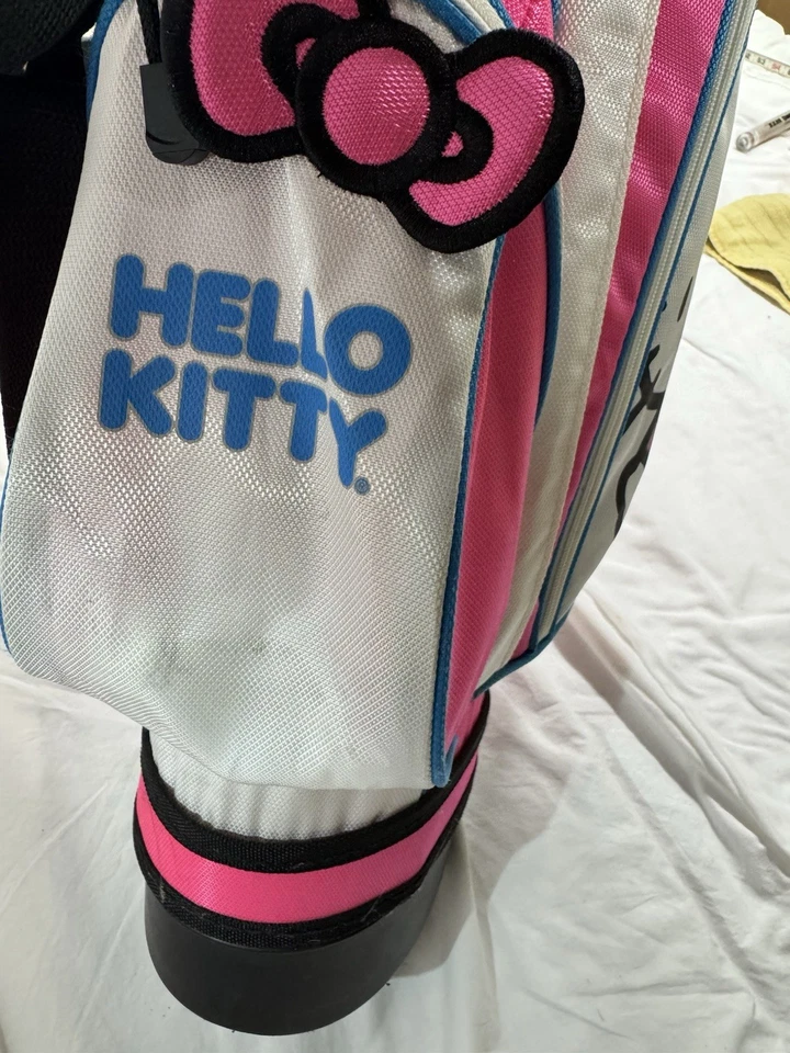 HELLO KITTY Youth Golf Club Set with Bag + Driver & Putter and Rain Cover Top - Image 3 of 4