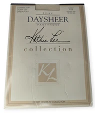 Kathie Lee Collection Ivory Plus Silky Daysheer Control Top Pantyhose Unused