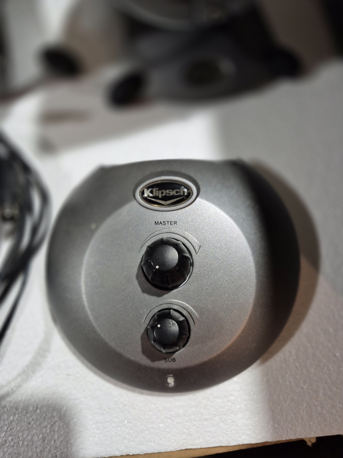 Klipsch GMX Promedia A-2.1 (good condition With Cables) no power cord @subwoofer