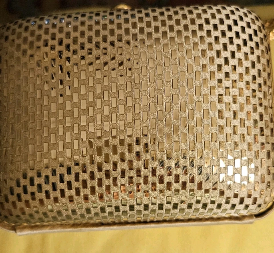 Auth St John Gold Tone Palettes Chain Clutch New ( Other) Made In Italy - Image 4 of 4