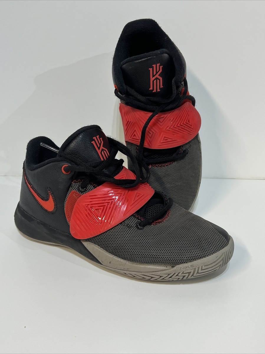 Nike Boys Kyrie Flytrap 3 BQ5620-011 Black Basketball Shoes Nike Boys Kyrie Flytrap 3 BQ5620-011 Black Basketball Shoes