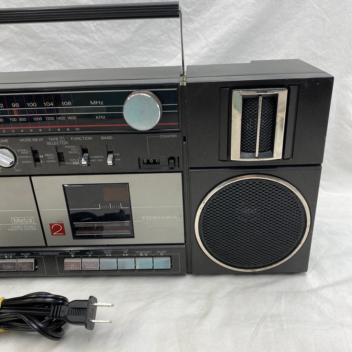 Toshiba RT-SW2 Stereo Radio Cassette Recorder Vintage Boombox