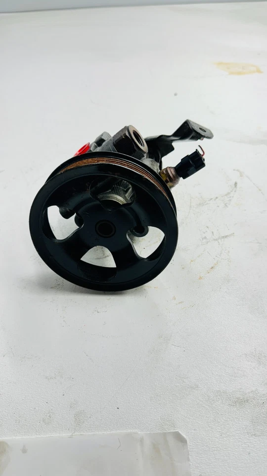 Toyota Scion TC 2008 conjunto de bomba de dirección asistida OEM Foto 2 de 4