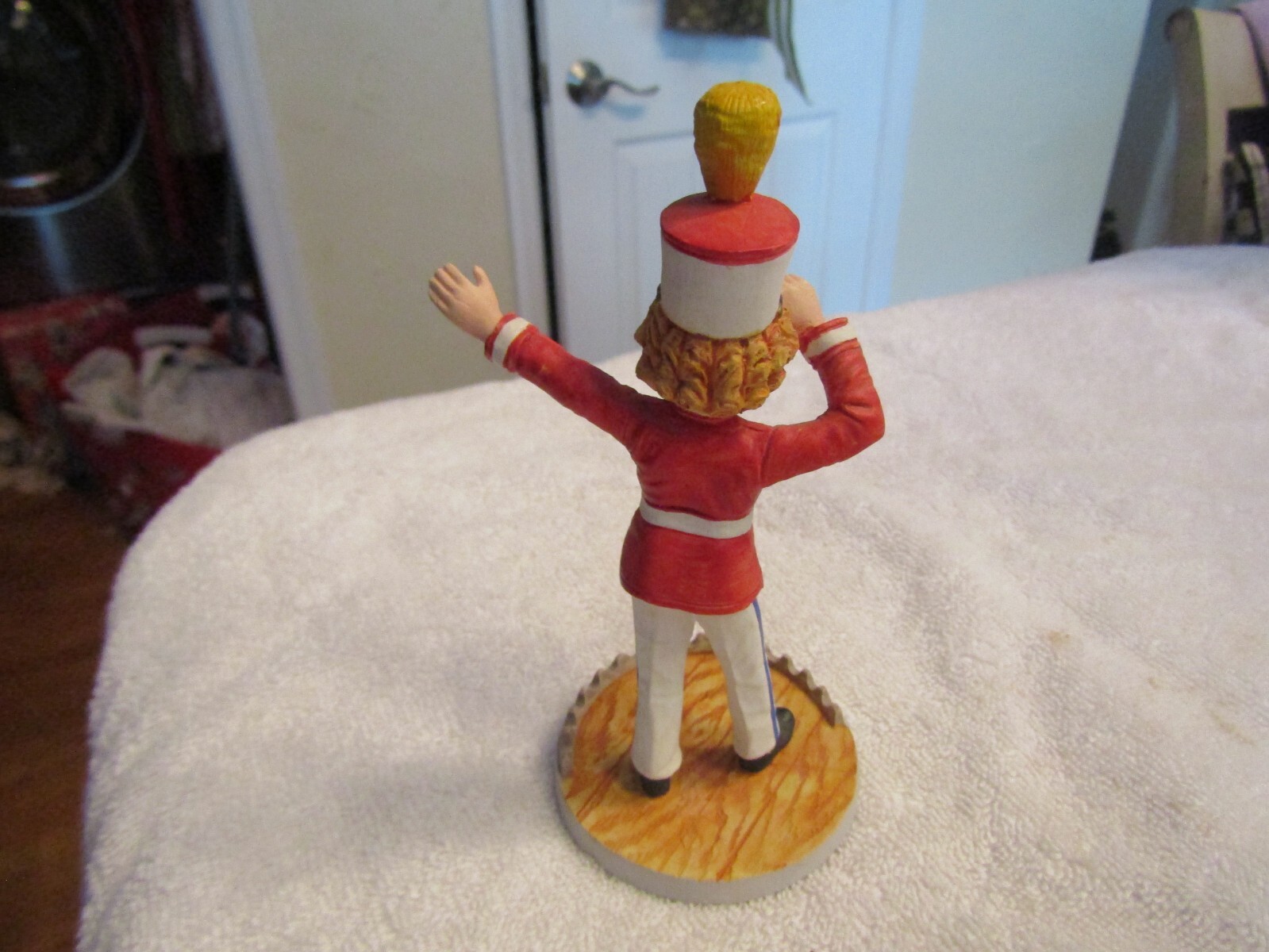 Picture 2 of 3