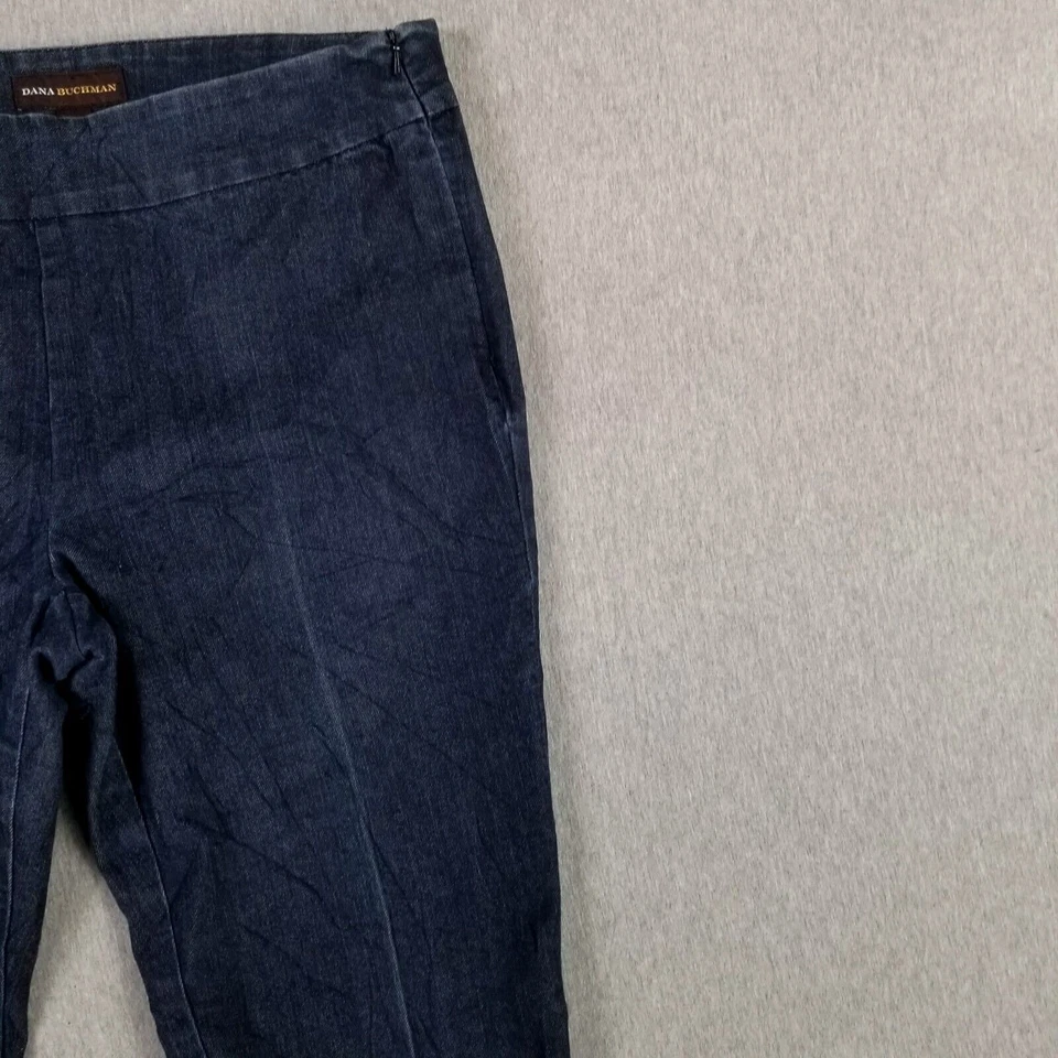 Jeans Dana Buchman tamanho 10 fenda lateral zíper leve elástico macio - Imagem 3 de 4