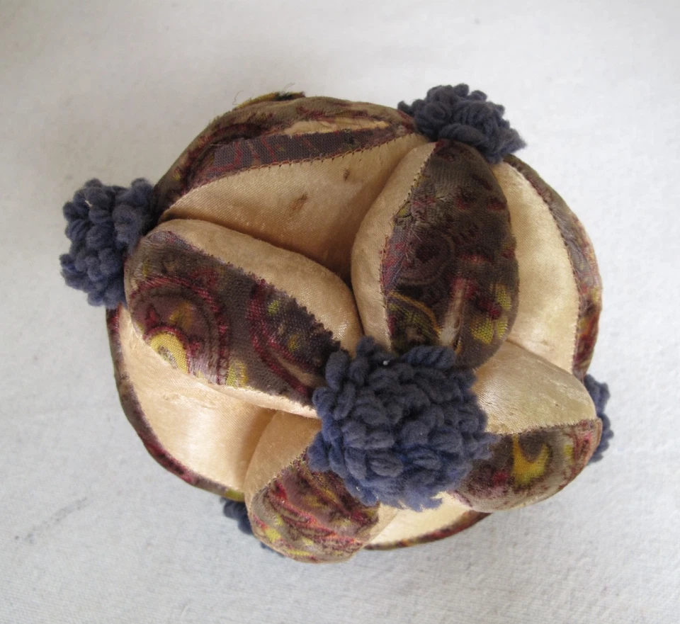 Antique Sewing Ball Pin Cushion Velvet Pattern & Pink Satin as is - Image 4 of 4