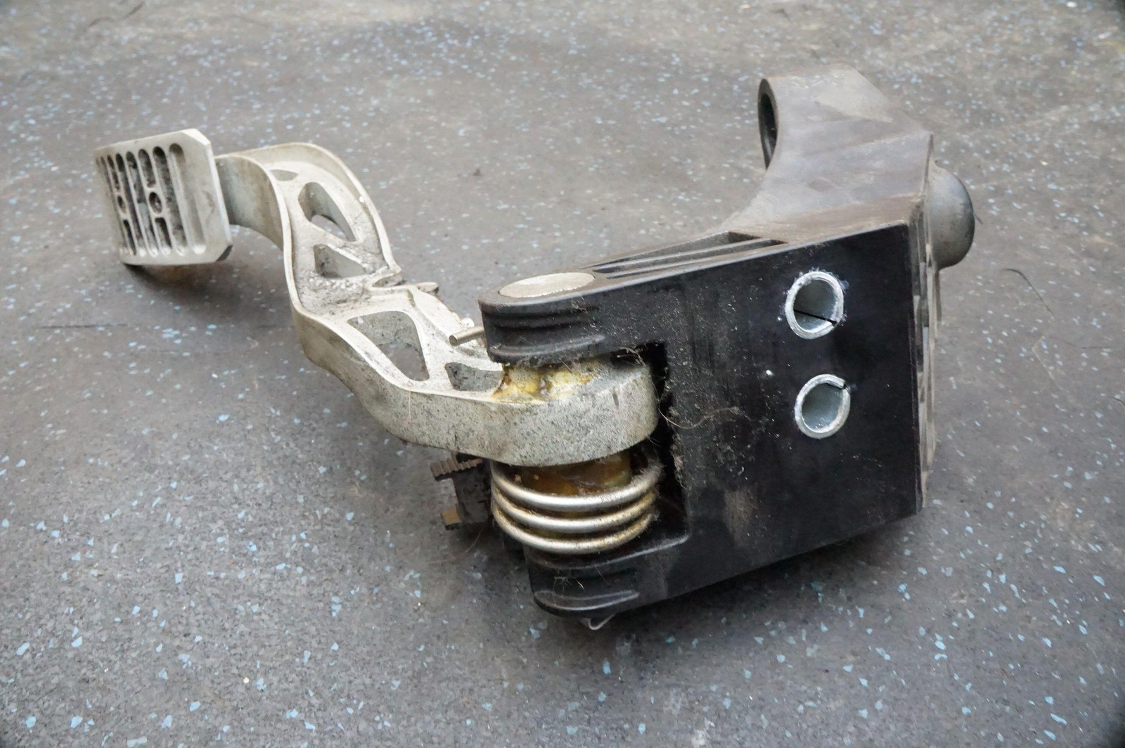Brake Pedal Assembly 11C0143CP.002 OEM McLaren 650S MP4-12C