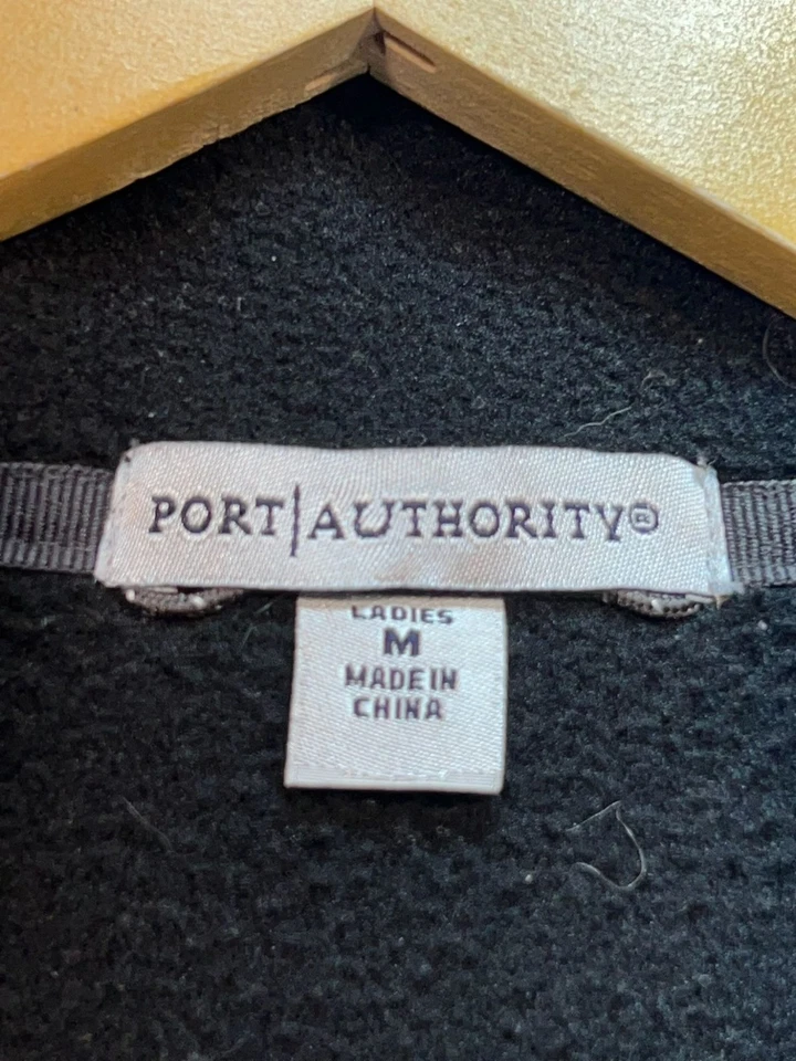 Cárdigan de vacaciones Port Authority para mujer chaleco polar M negro bordado copo de nieve Foto 3 de 4