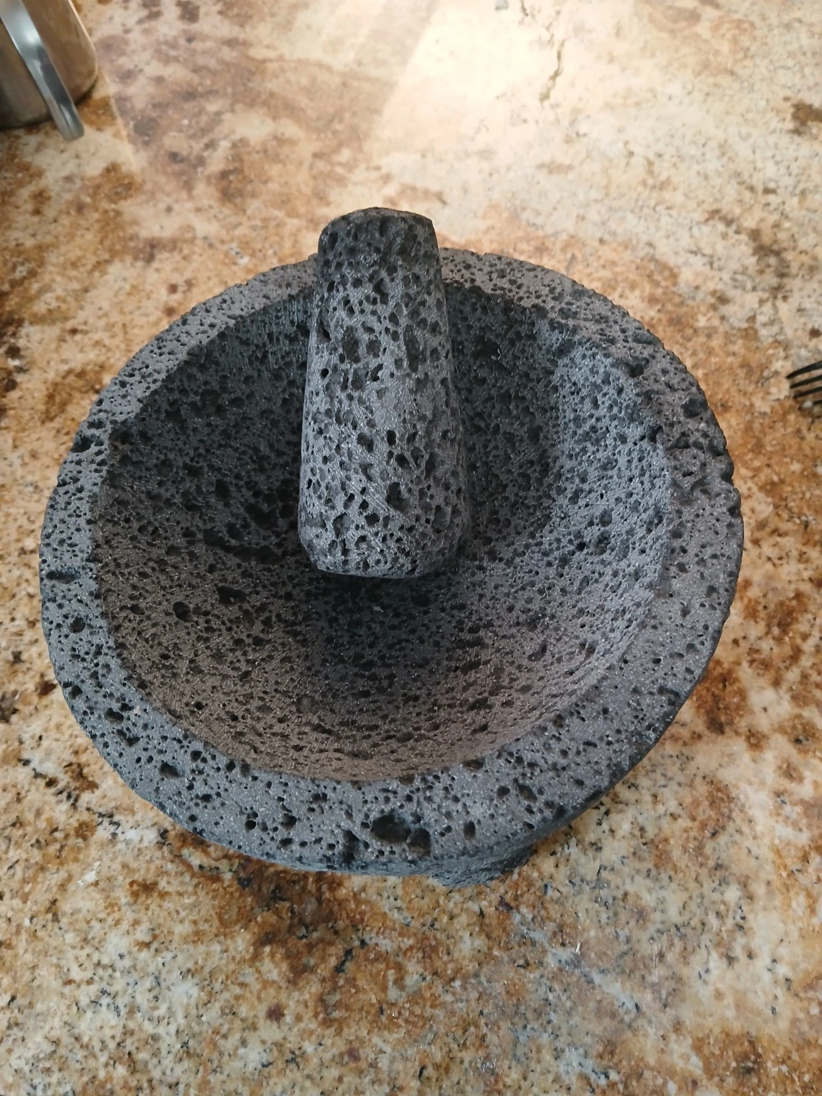 8 inch Molcajete Mortar and Pestle Mexican with Lava Rock
Opens in a new window or tab