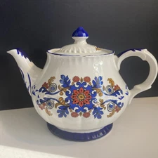 Ellgreave Teapot England Wood & Sons Genuine