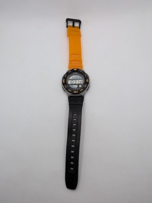 Casio WS-1100H Digital Sport Watch Illuminator Moon Phase WR100M