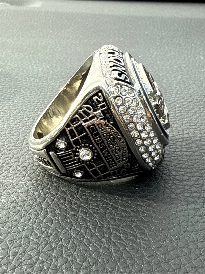 2016 World Champion Cubs Ring - Image 4 of 4