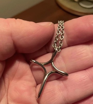 Tiffany & Co. Elsa Peretti 925 Sterling Silver Infinity Cross