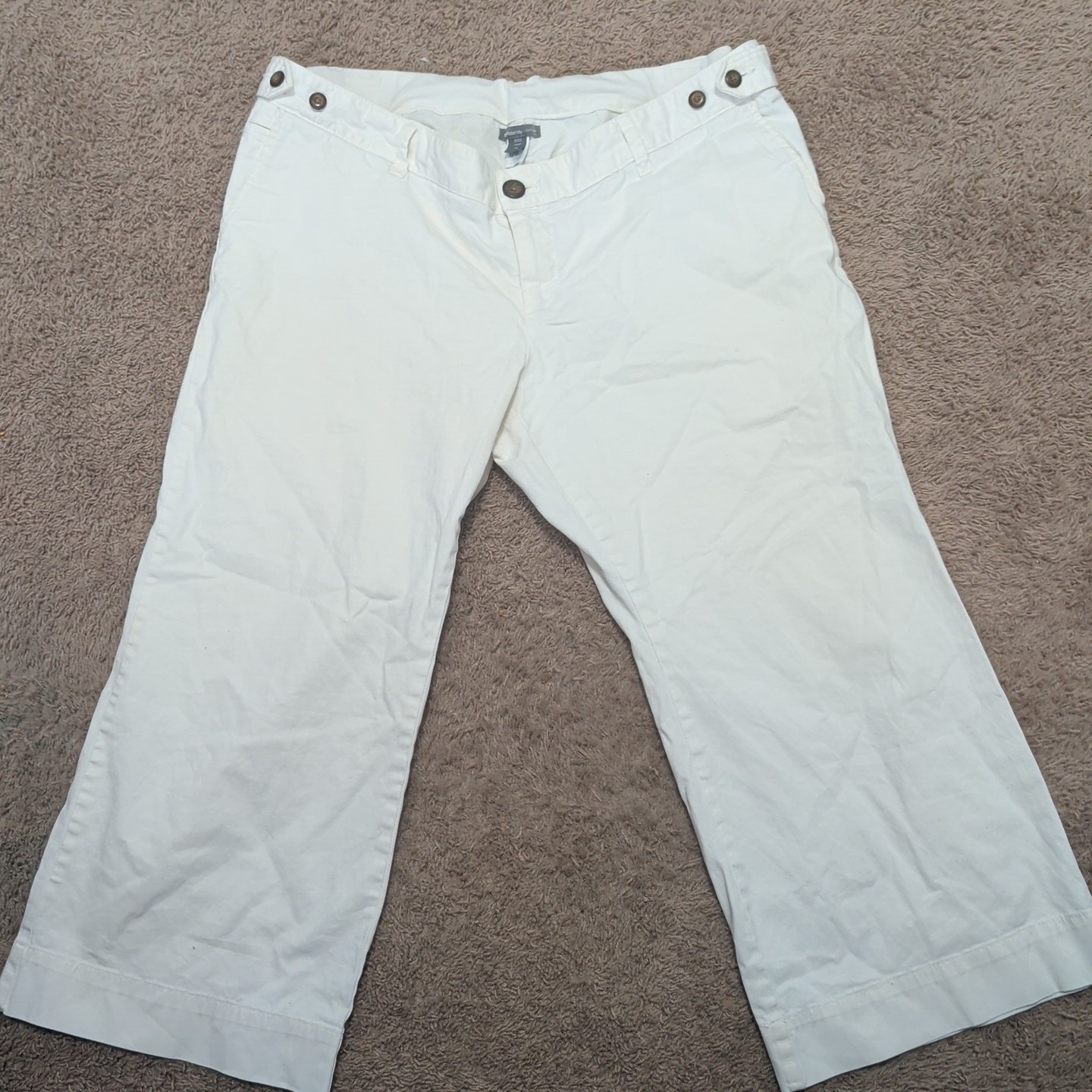 Gap Maternity White Crop Stretch Button Pocket Ca… - image 1