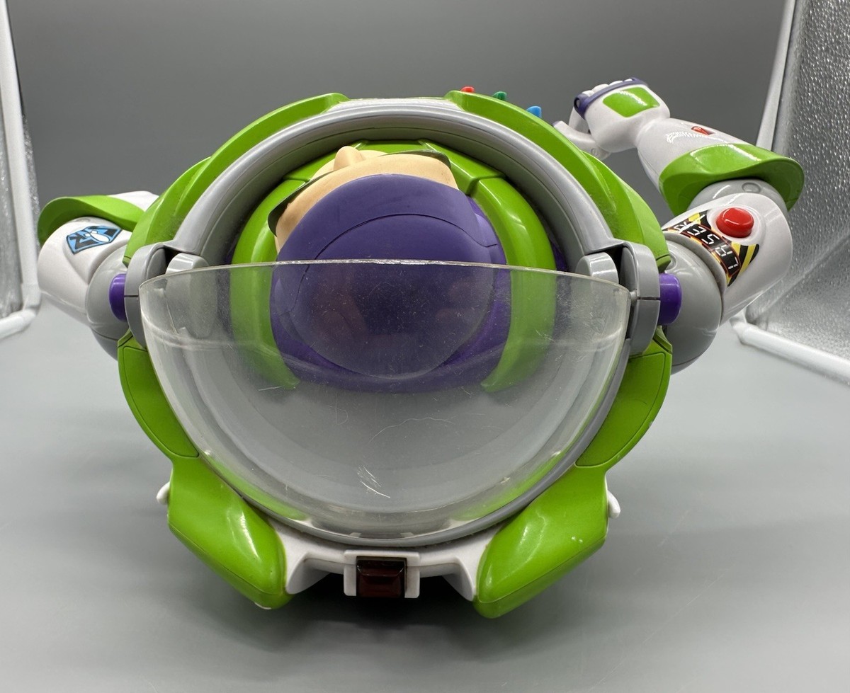 海外版　ULTIMATE バズライトイヤー　PROGRAMMABLE ROBOT 海外版 ULTIMATE バズライトイヤー PROGRAMMABLE ROBOT Toy Story