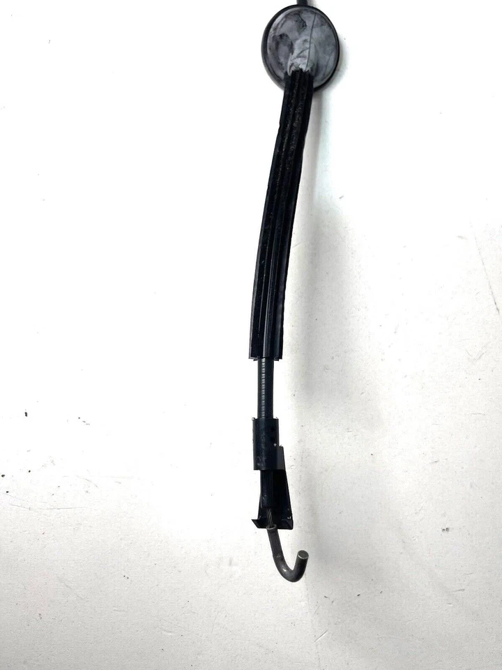 Pestillo de cerradura de puerta delantera derecha Volkswagen Passat Jetta Golf 99-10 Beetle 1999-2005 Foto 3 de 4