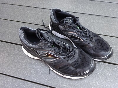 Brit. Army Trainings- Outdoor Sportschuhe JOMA Hispalis XIX  Gr. UK 6  EU 39 Top