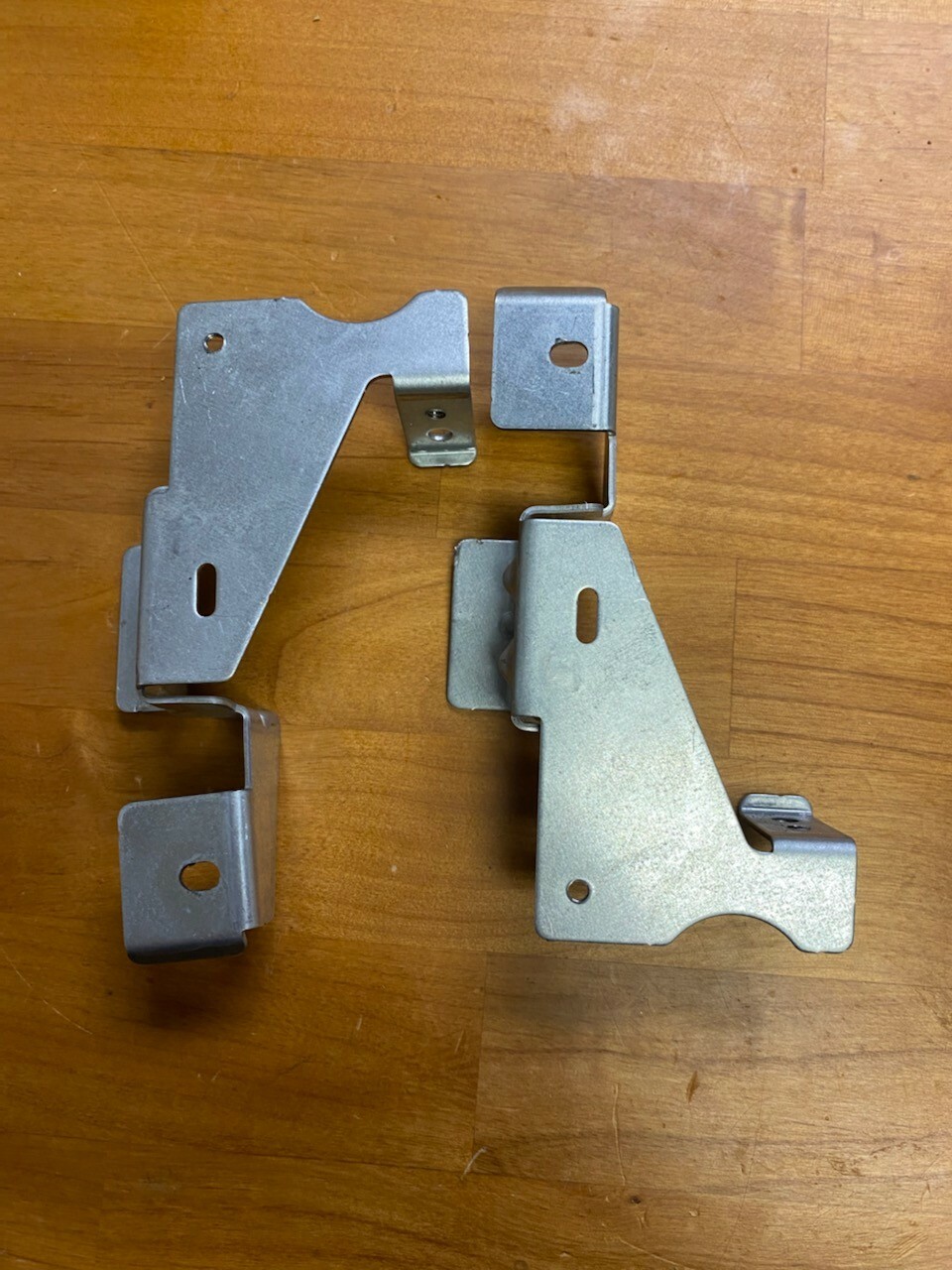 Frigidaire Oven Mounting Bracket Set 2 LH RH 5304514123 5304514124 FGEH3047VFA eBay