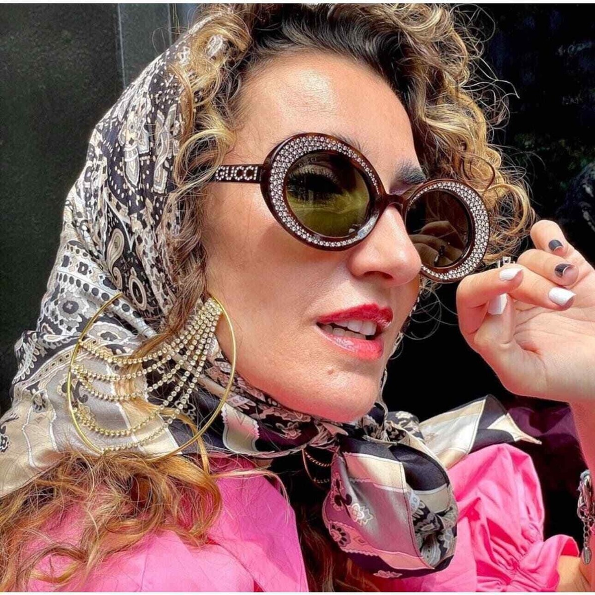 サングラス GUCCI Woman Sunglasses White GG0618S 001 Gucci GG0618S 001 Havana Green / Brown Frames Women's