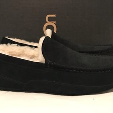 NEW UGG Men  s Size 11 M Ascot Slippers Black Suede 1101110 Wool Lined