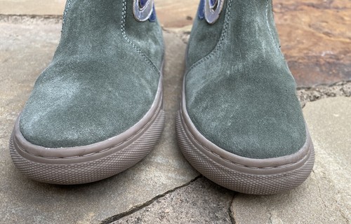 Mini Boden Sz. 34/ 2.5 US Boy’s Green Suede Novelty Boots in Khaki Planet Saturn - Picture 5 of 9