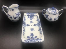Delfts Blauw 3 piece vintage miniature creamer, sugar, and serving tray set.