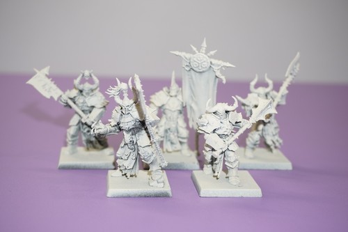 Warhammer Fantasy Warriors of Chaos Chosen x 5 - Picture 2 of 3