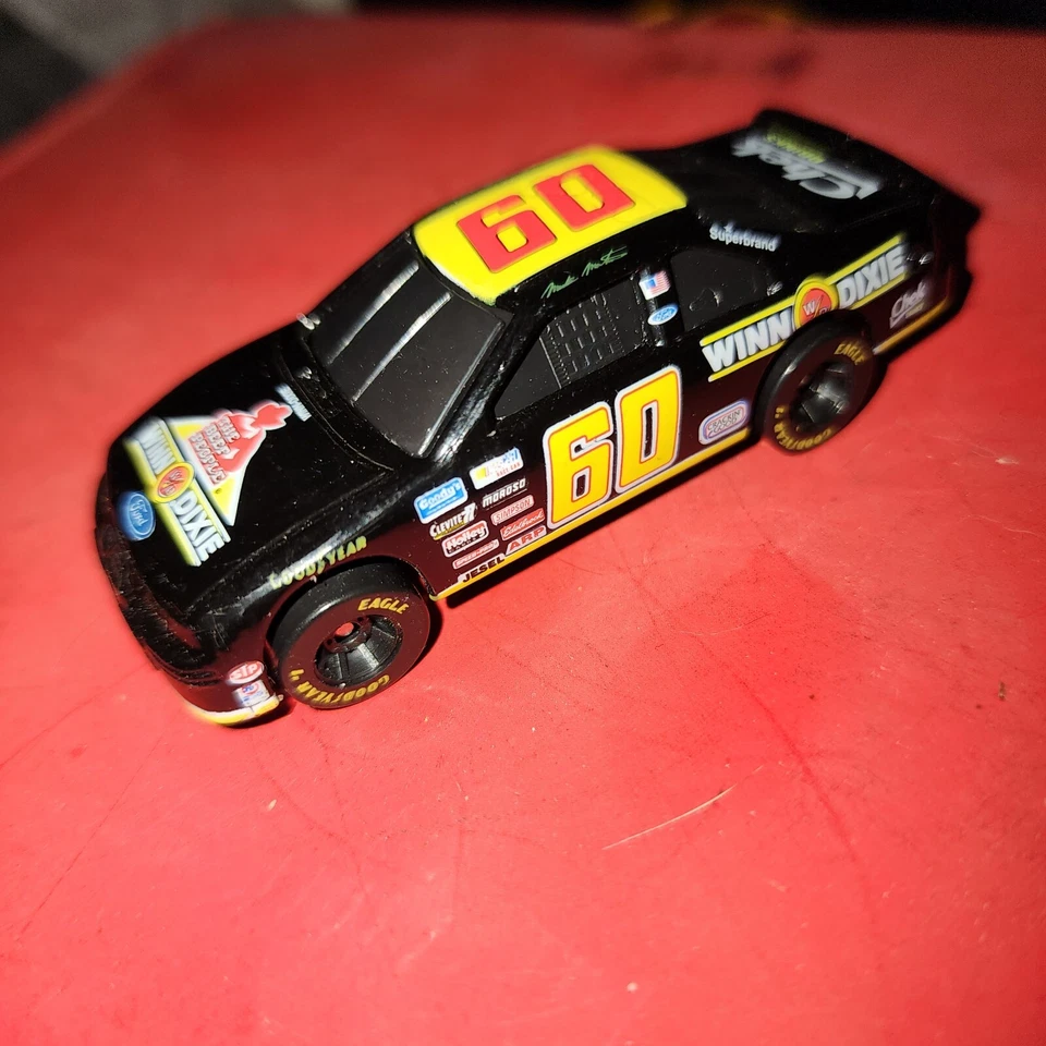 RACING CHAMPIONS #60 MARK MARTIN WINN-DIXIE 1/64 - NASCAR wSHOWCASE - Image 3 of 4