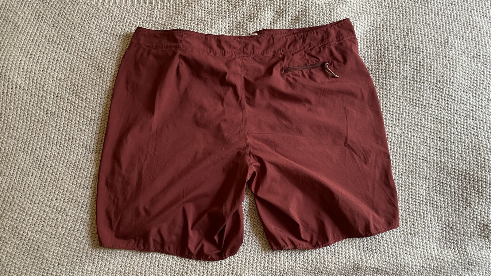 Patagonia Men's Hydropeak front tie Board Shorts Size… Gem